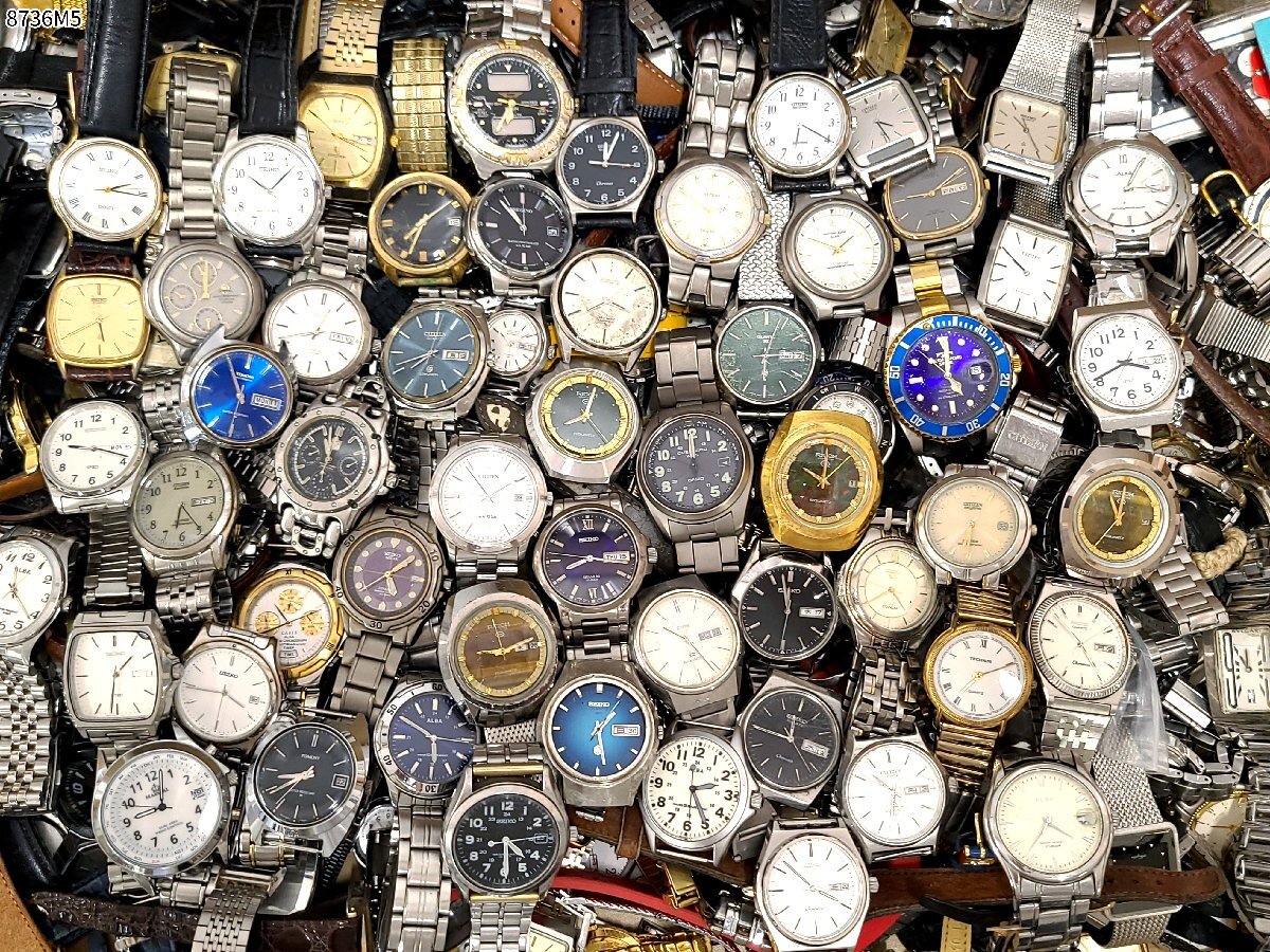 ★ジャンク 腕時計 大量 500点以上 20kg～ SEIKO/CITIZEN/CASIO/ORIENT etc.. 機械式 クォーツ 懐中時計 メンズ レディース 8736M5._画像1