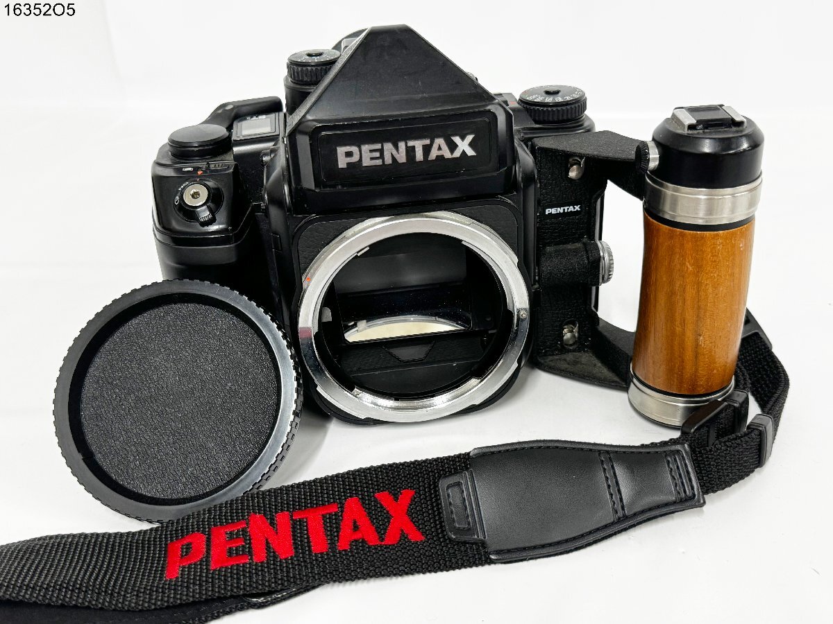★シャッターOK◎ PENTAX ペンタックス PENTAX 67Ⅱ 中判 フィルムカメラ ボディ 木製グリップ付 16352O5-10_画像1