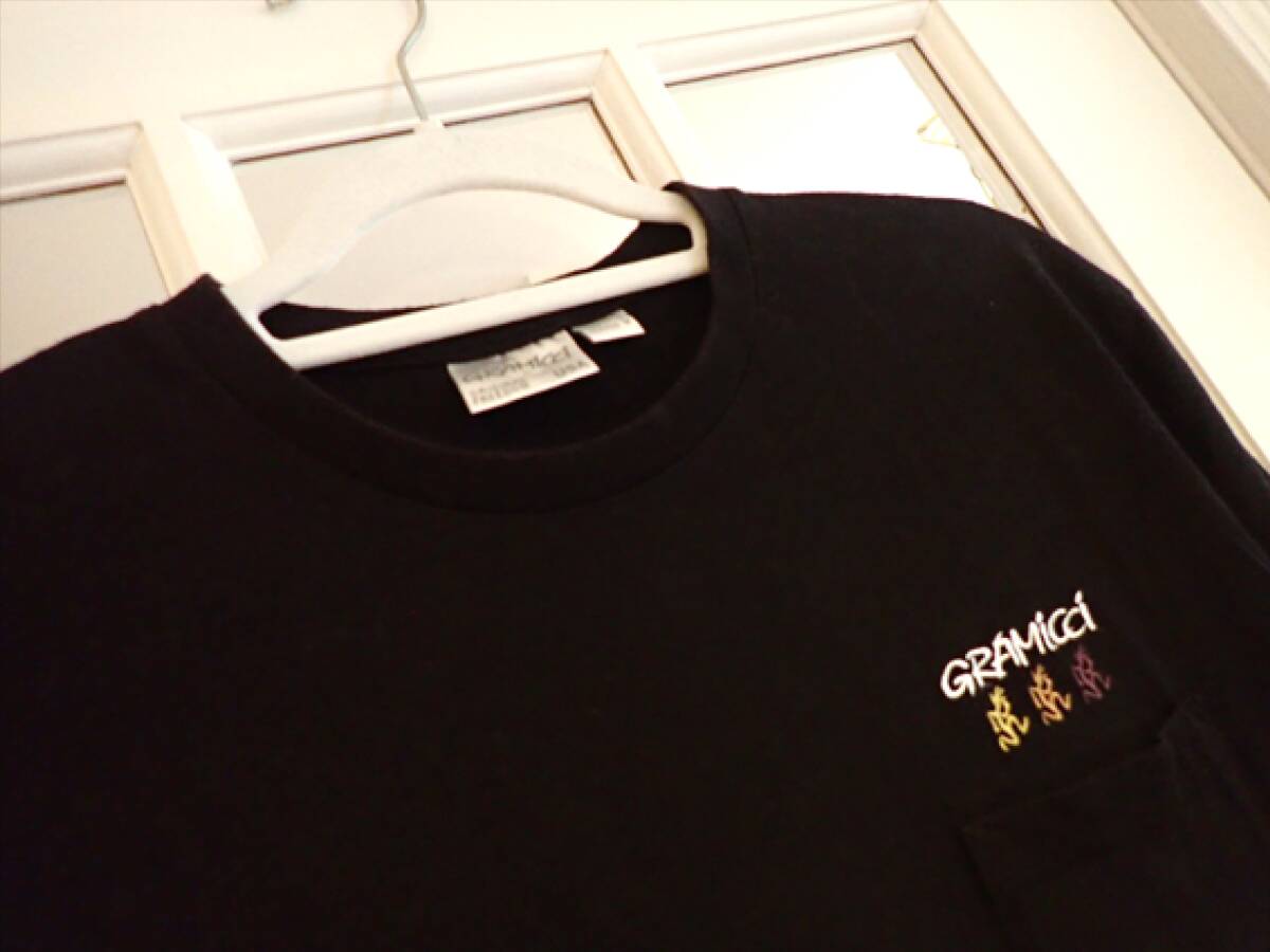 【GRAMICCI グラミチ】men'sメンズsize(L)ロングTシャツ ブラック 美品 刺繍ロゴの画像3