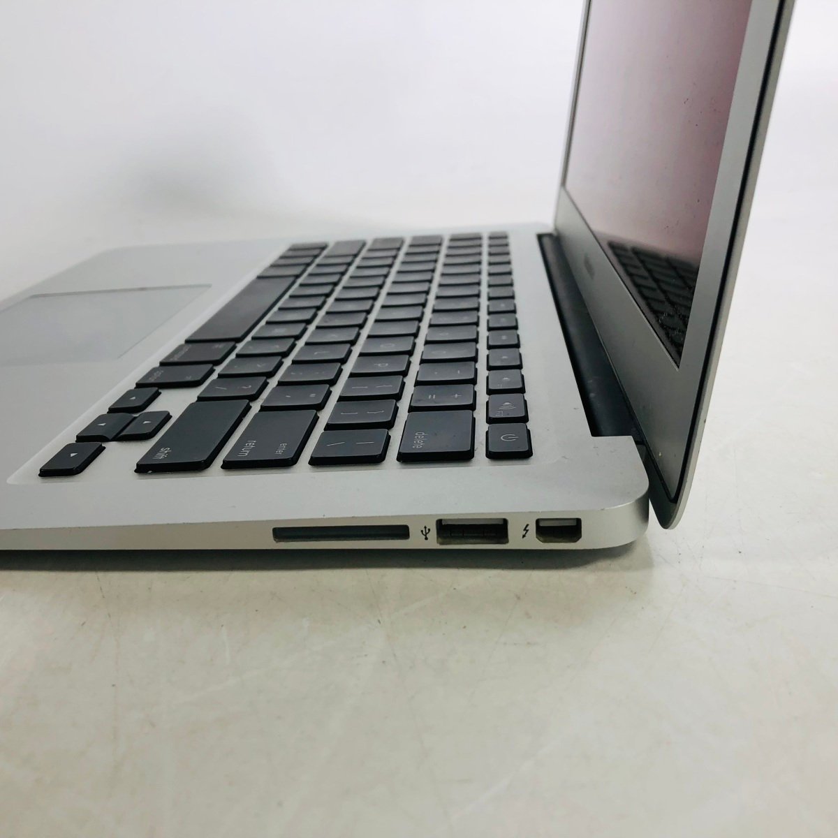 動作確認済み MacBook Air 13インチ (Mid 2012) Core i7 2.0GHz/8GB/SSD 512GB MD232J/A_画像7