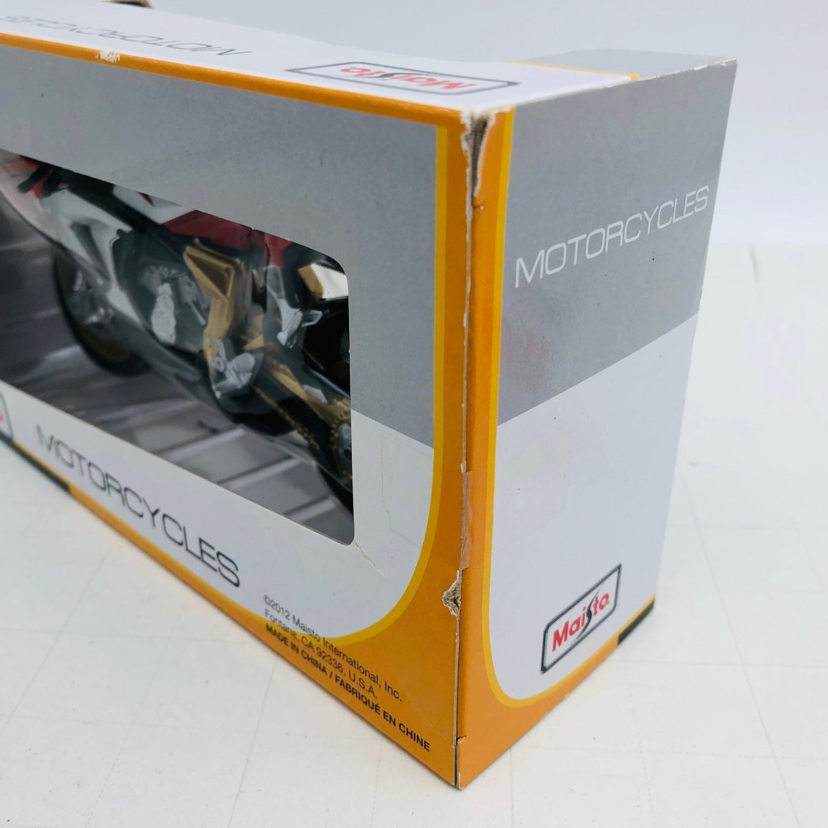 新品難ありMaisto ダイキャストメタル 1/12 MV Agusta F3 Serie Oro 2012_画像4