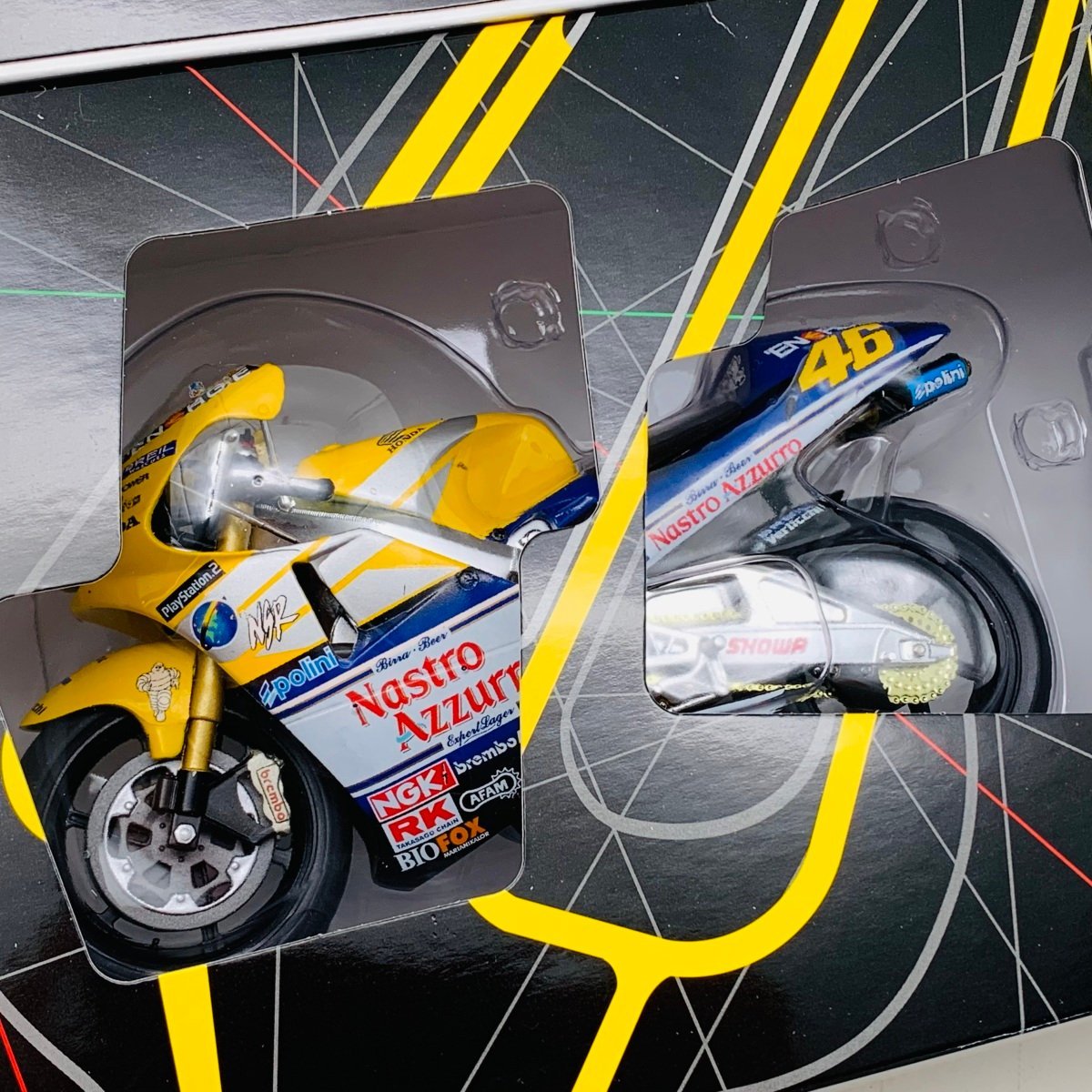 新品難ありTWIN RING MOTEGI ixo MODELS 1/12 ホンダ Honda NSR 500 2001 V.Rossi_画像3