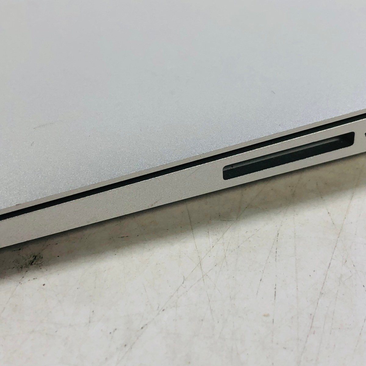 ジャンク MacBook Air 13インチ (Mid 2013) Core i5 1.3GHz/4GB MD760J/A_画像7