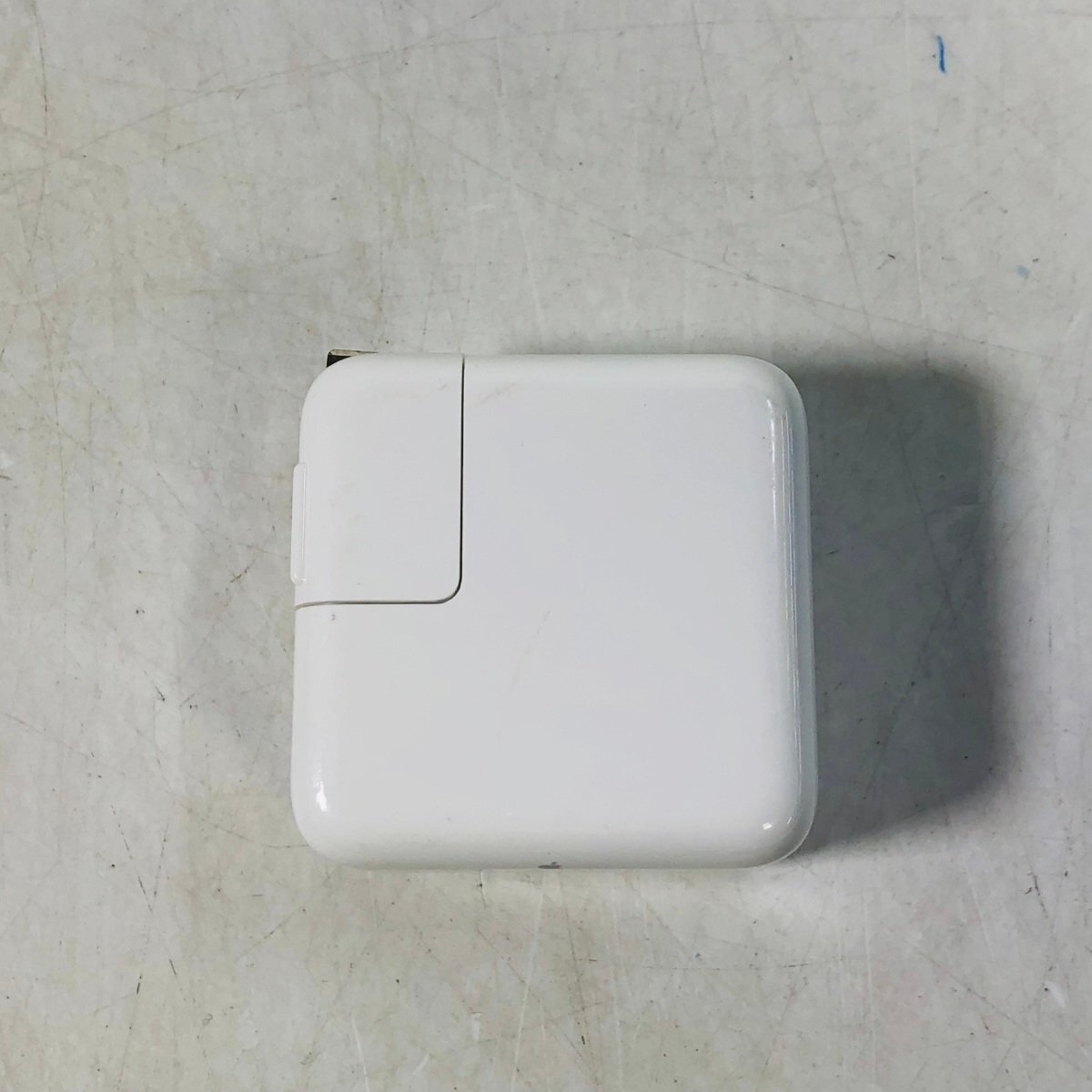 Apple 29W USB-C Power Adapter A1540_画像2