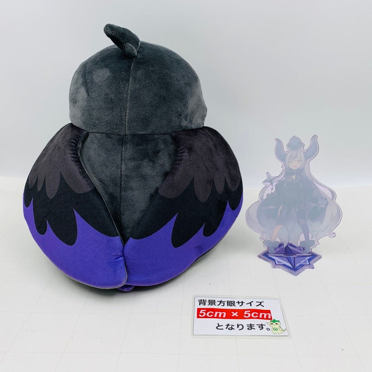 中古品 ホロライブ hololive 誕生日記念 2022 アクリルスタンド カラス 2WAY ネックピロー ラプラス・ダークネス 2種セット_画像4