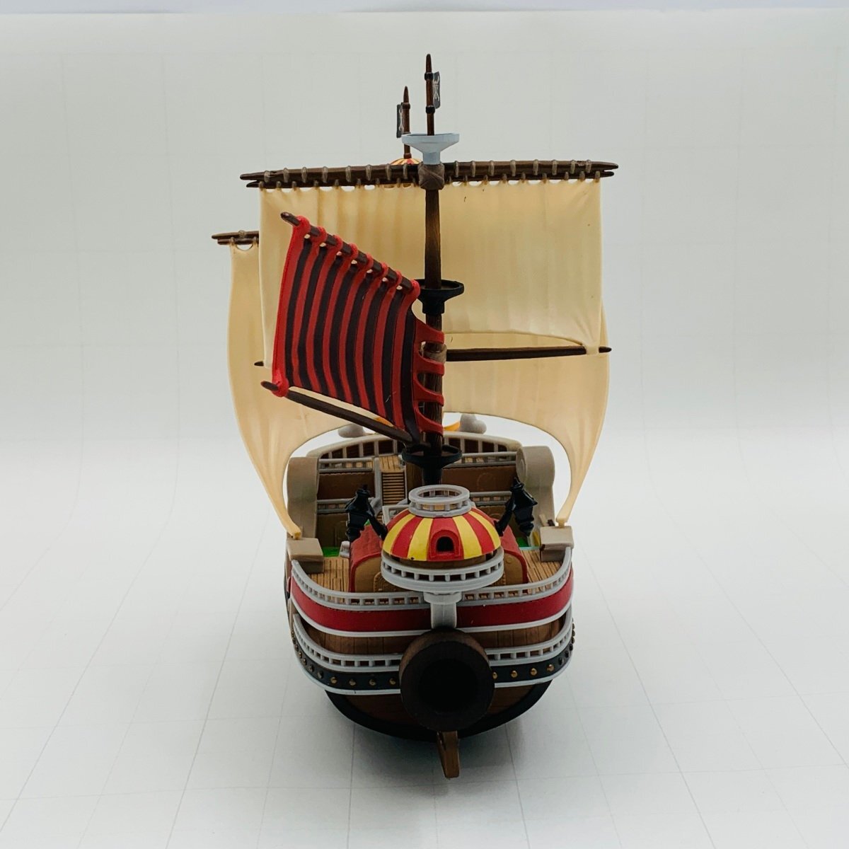 難あり中古品 ワンピース DXフィギュア THE GRANDLINE SHIPS vol.1 サウザンド・サニー号 THOUSAND・SUNNYの画像4