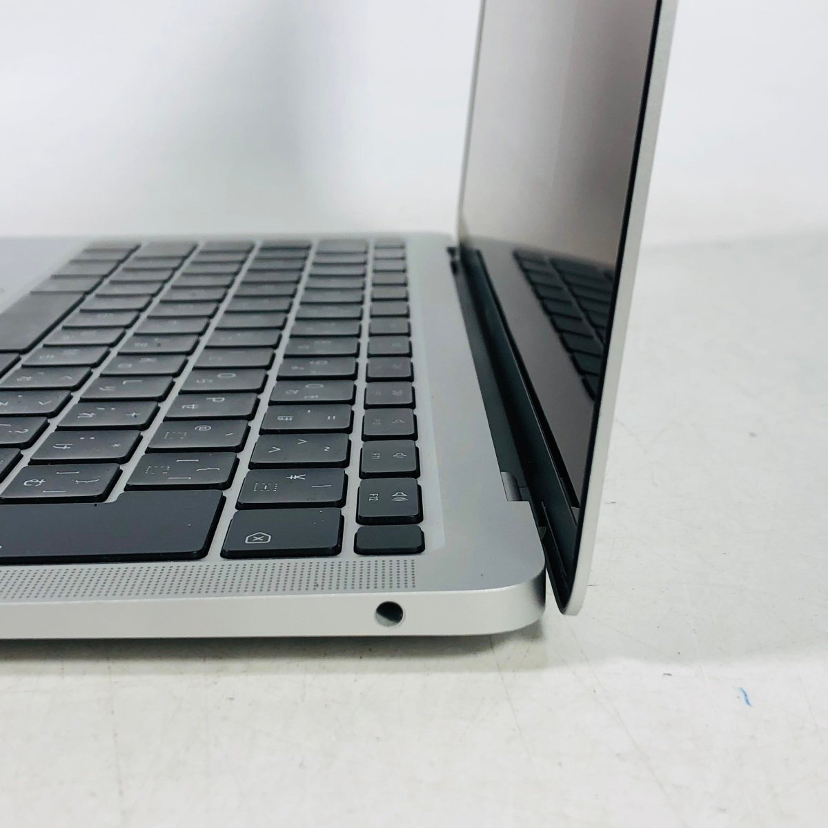 動作確認済み MacBook Air Retina 13インチ (Late 2020) Apple M1 8コア/16GB/SSD 512GB シルバー MGN93J/Aの画像5