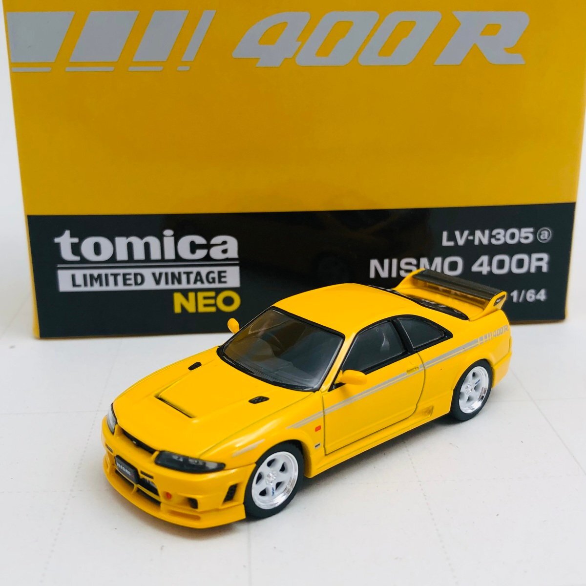 中古品 トミーテック トミカ リミテッド ヴィンテージ ネオ 1/64 LV-N305 NISMO 400R TOMICA LIMITED VINTAGE NEO_画像1