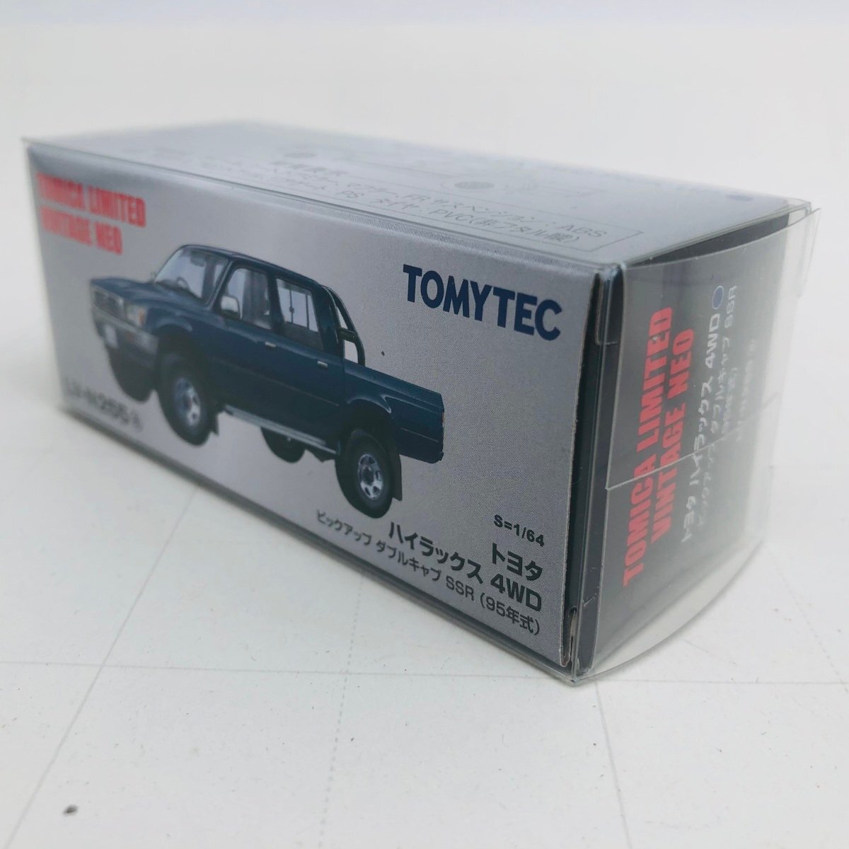 新品未開封 トミカ リミテッド ヴィンテージ ネオ 1/64 LV-N255a トヨタ ハイラックス 4WD ピックアップ ダブルキャブ SSR 95年式の画像4