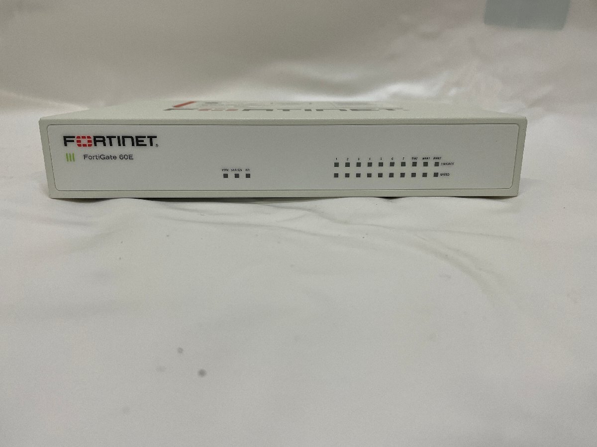 【中古】Fortinet Fortigate 60E　工場出荷初期化済み（23）　ライセンス・サポート期限切れ　ファーム V5.4.9_画像2