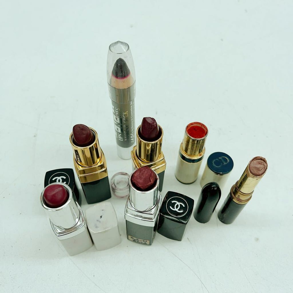 3AA179 cosmetics summarize large amount brand cosmetics CHANEL great number Chanel Christian Dior Christian Dior lipstick 