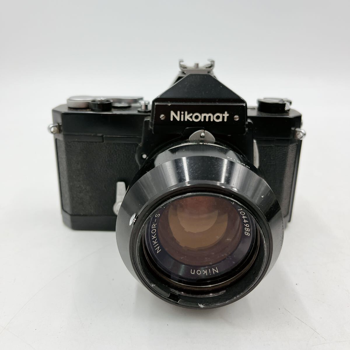 3AD160 Nikomat ニコマート フィルムカメラ Nikon Lens レンズ NIKKOR-S Auto 1:1.4 f=50mm ケース付き_画像2