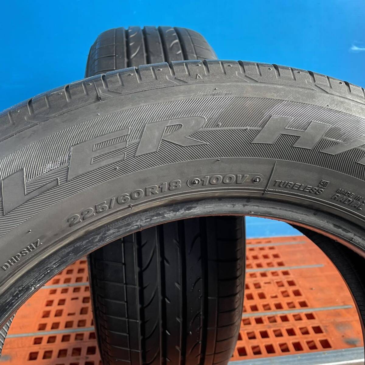 225/60R18 ブリヂストン　DUELER H/P サマータイヤ225/60/18 2本　2020年製造_画像4