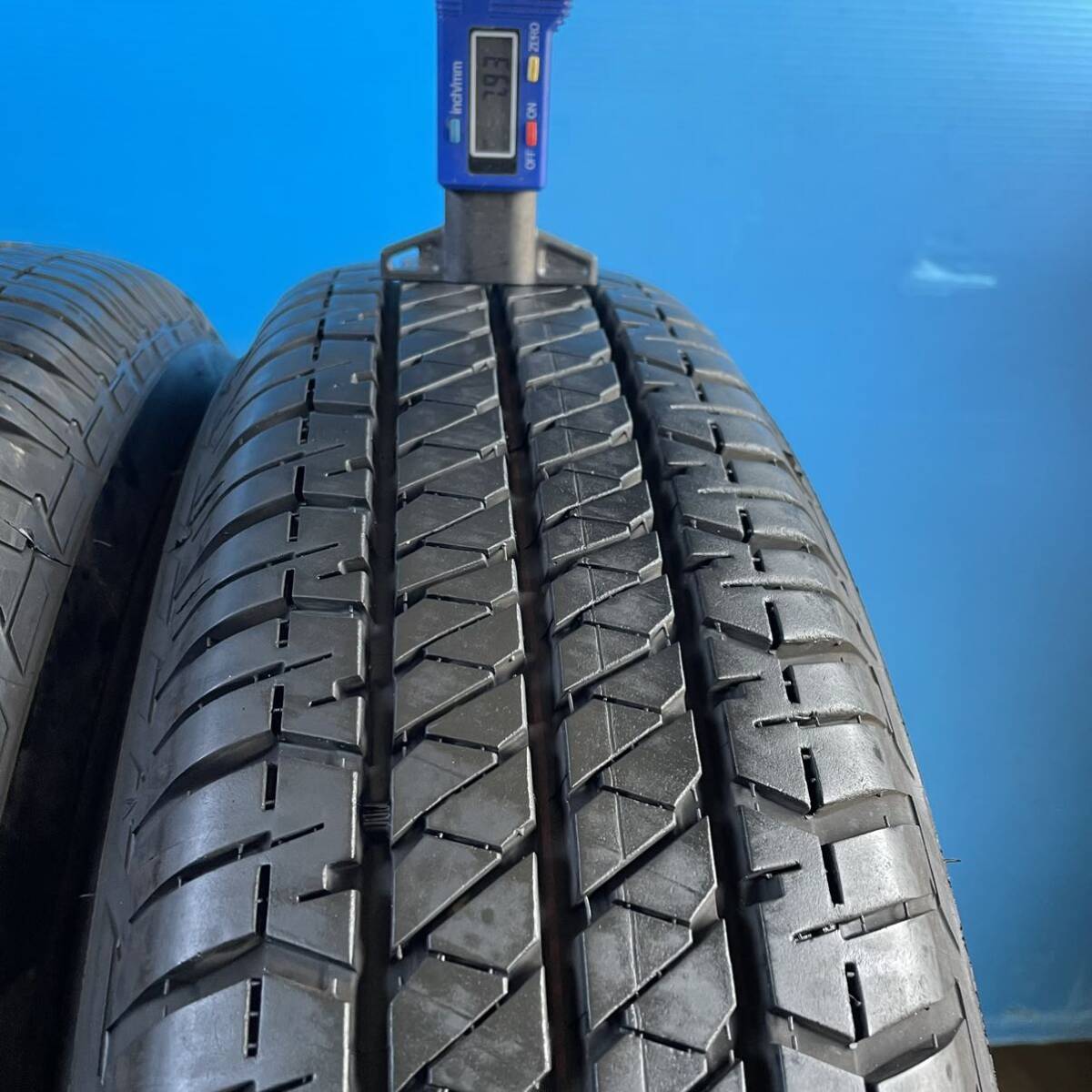 175/80R16 ブリヂストン　DUELER H/T サマータイヤ　175/80/16 4本　2019年製造 _画像5