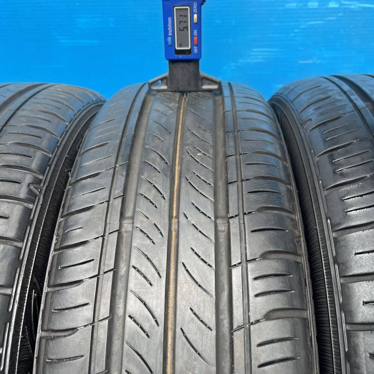 165/55R15 ダンロップ　ENASAVE 165/55/15 サマータイヤ　4本　2本2019年製造2本2021年製造_画像3