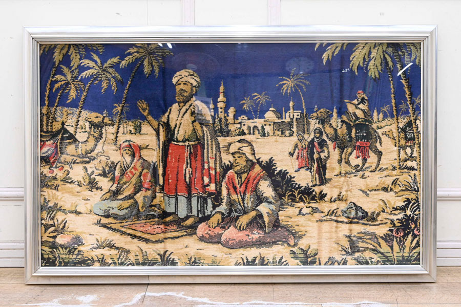 KO11 額縁入りの絨毯 額装マット 美術品 オブジェ 幅112×70cm_画像1
