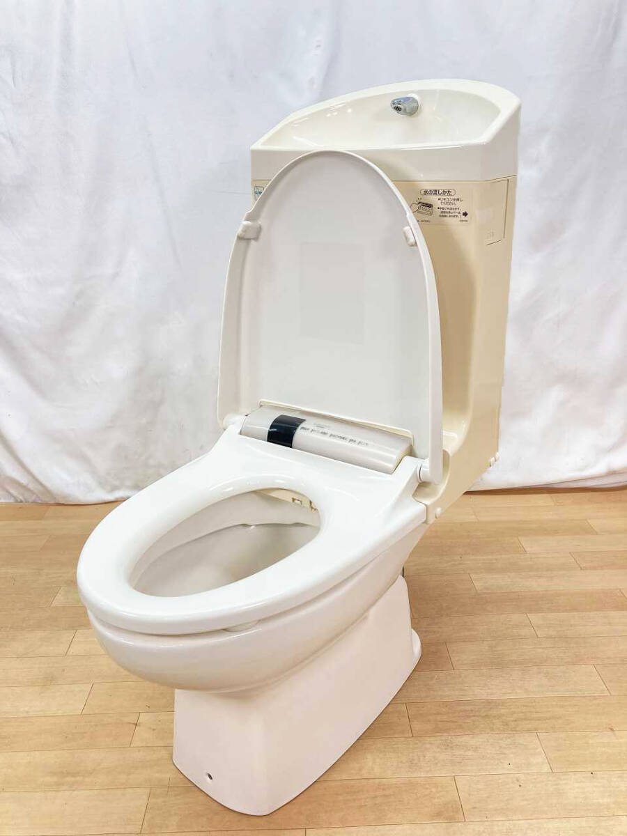 【中古】TOTO ☆リモコン無し☆ トイレ洋式便器(床排水)「CZ182BP」とウォシュレット一体型タンク「TCF9081LE」SC1(パステルアイボリー) 53_画像1