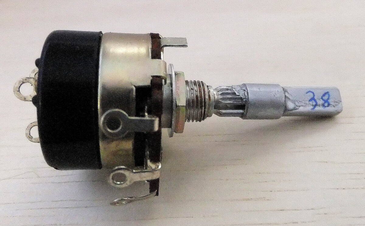 真空管ラジオアンプ 500KＡボリュームSW1回路2接点 １個軸長38ｍｍD型直径24φ 未使用 未使用の画像1
