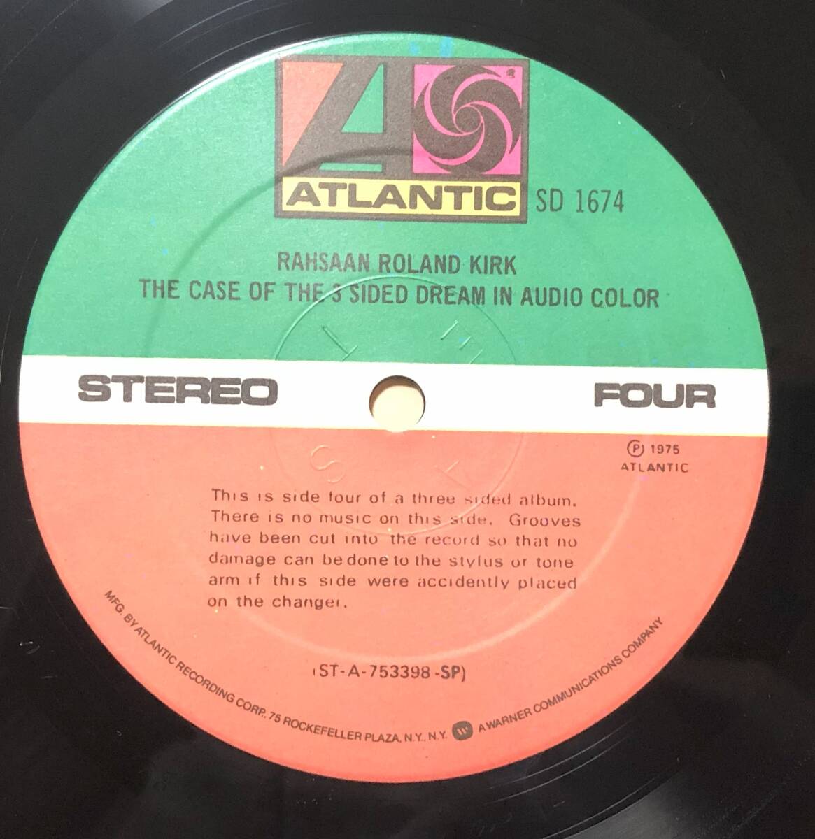 The Case of the 3 Sided Dream in Audio Color/Rahsaan Roland Kirk_画像7