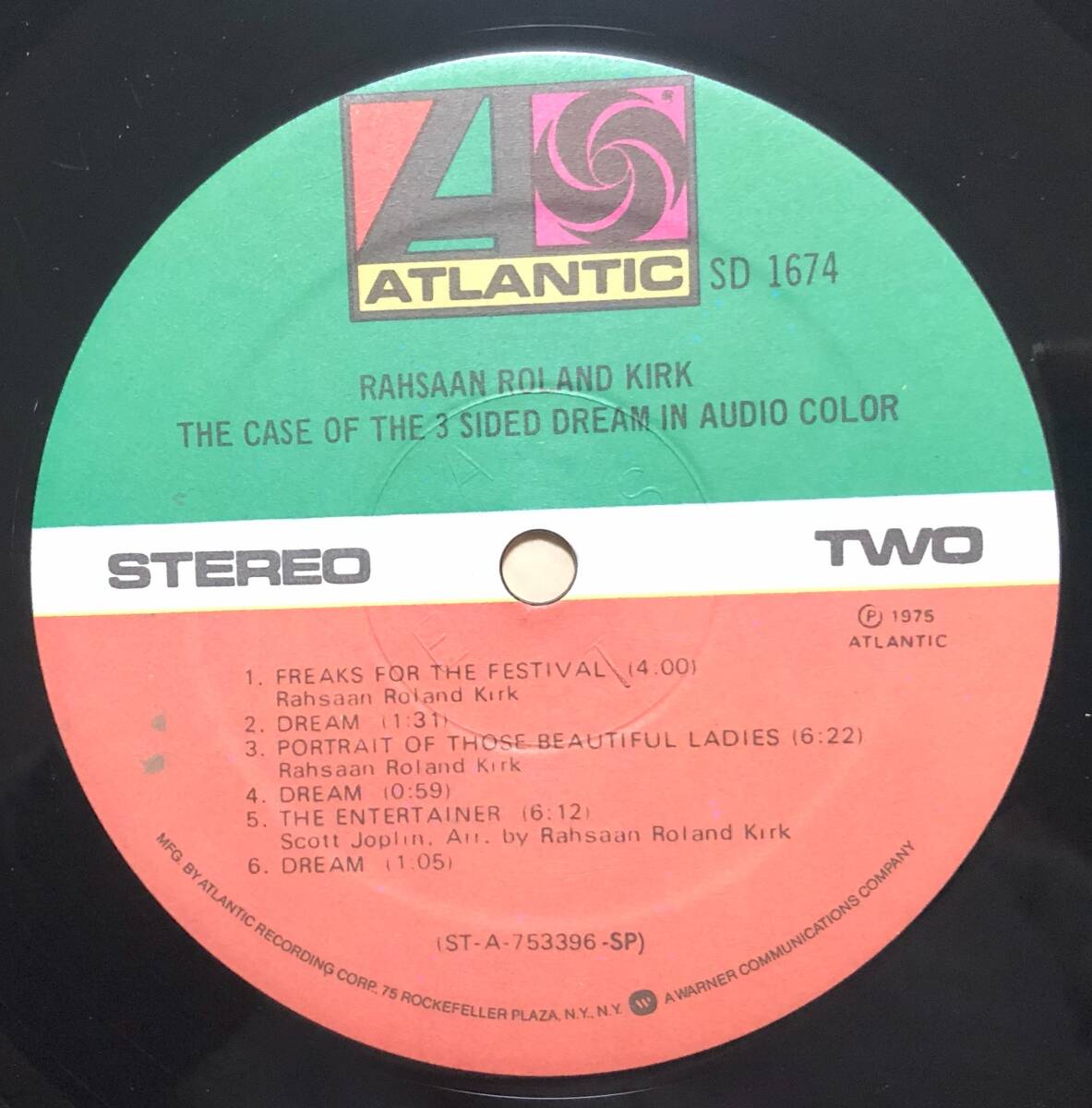 The Case of the 3 Sided Dream in Audio Color/Rahsaan Roland Kirk_画像5