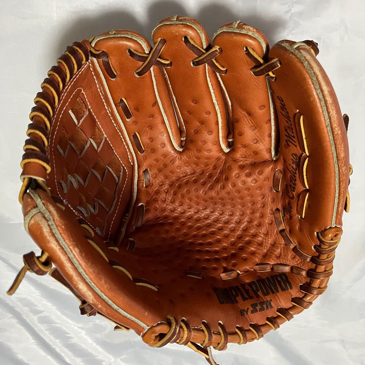 SSK ディンプルセンサー 当時物 少年軟式野球用グローブ 右投げ SSK ディンプルセンサー 当時物 少年軟式野球用グローブ 右投げ