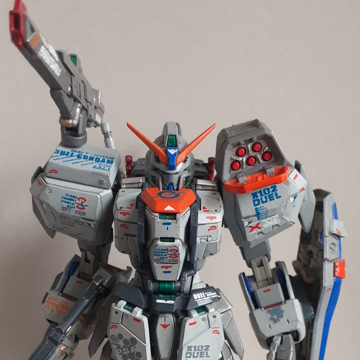 MG デュエルガンダム　アサルトシュラウド全塗装完成品