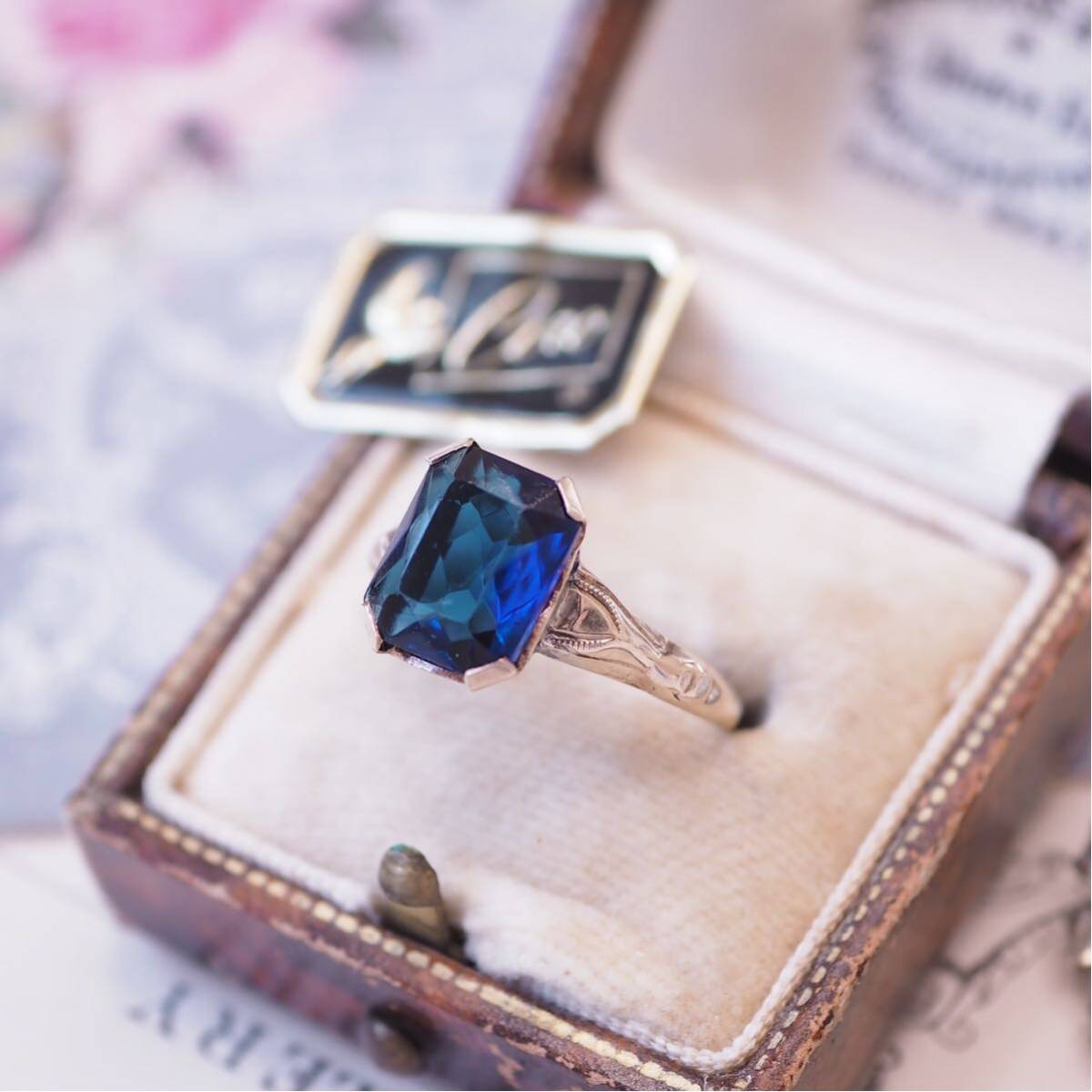 ＊K10青の洞窟ロイヤルブルーリング＊英国アンティーク イギリス ヴィンテージ 指輪 金 ring vintage antique gold blue sapphire (検K18