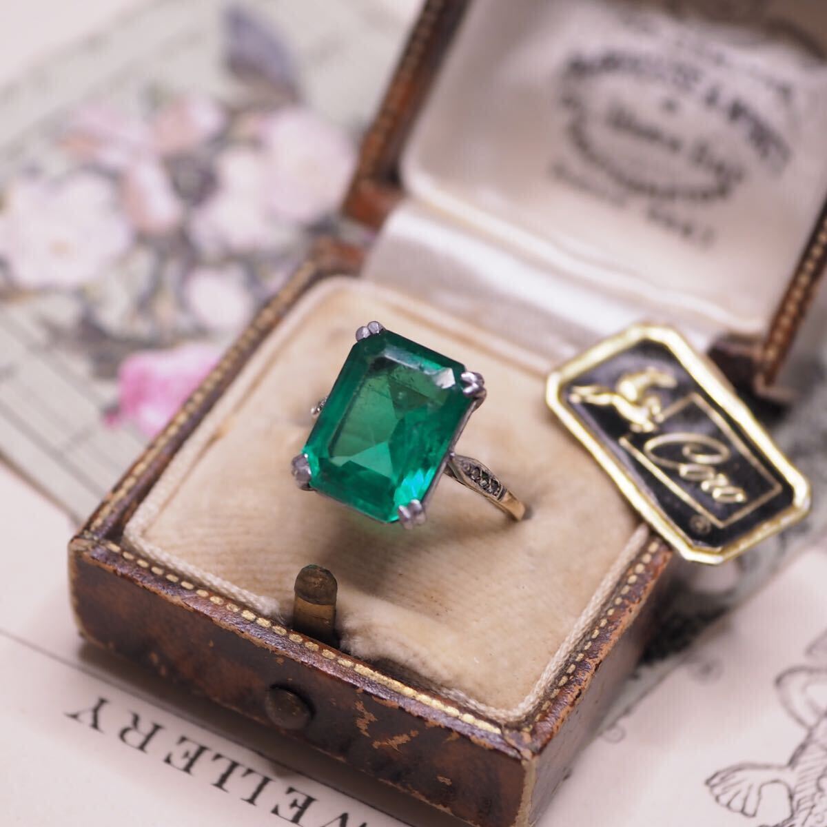 ＊K9エメラルドグリーンジュエルリング＊英国ヴィンテージ イギリス アンティーク 指輪 レトロ ring emerald vintage antique gold (検K18 _画像2