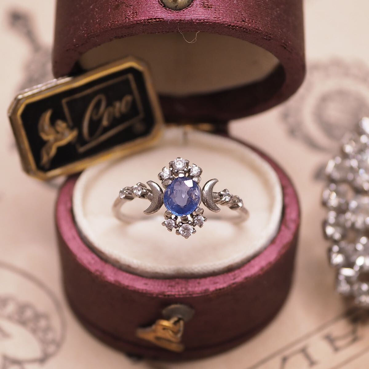 ＊天然ブルーサファイアリングソーティング付き＊英国ヴィンテージ イギリス アンティーク 指輪 Blue sapphire ring vintage antique gold の画像1