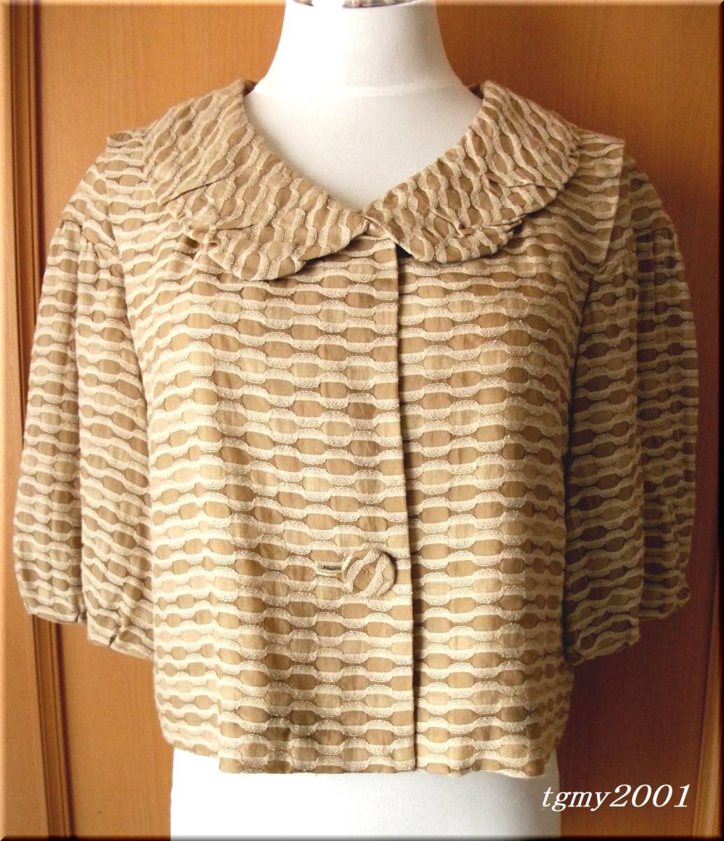 cacharel キャシャレル　ベージュ×刺繍　ふんわり袖の可愛い春夏ジャケット36　日本製　美品