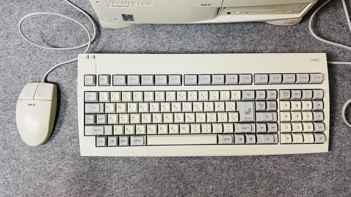 NEC エヌイーシー VALUE STAR PC-9821V166/S5C モニター/CRTディスプレイD151 キーボード マウス スピーカー セットPC HDDなし（抜き） _画像3