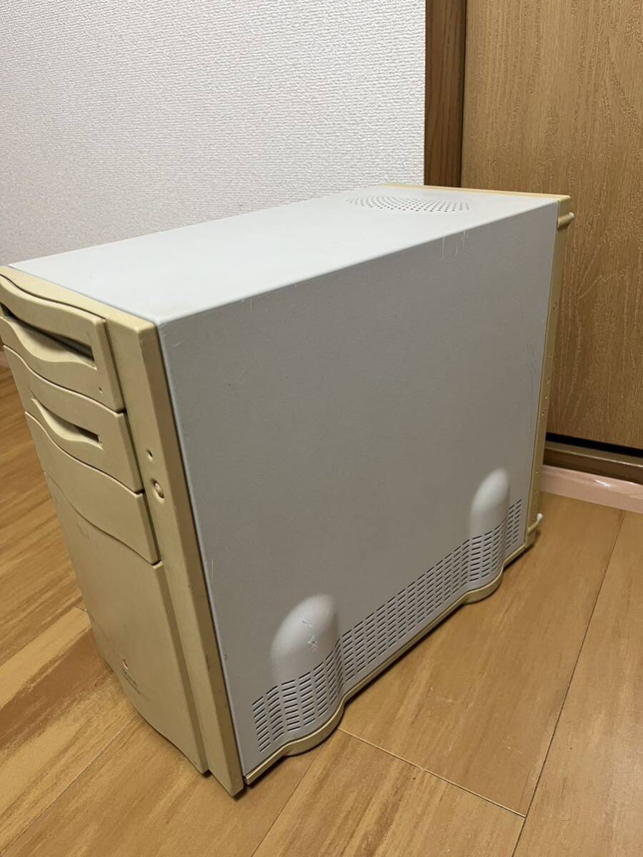 Apple　Macintosh Quadra 840AV M9020　未通電／未チェック_画像2