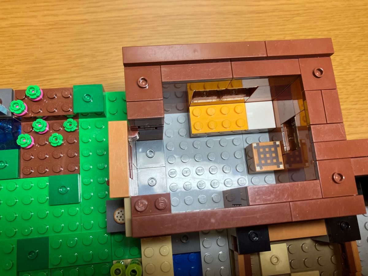 LEGO レゴ マインクラフト 畑のコテージ 21144
