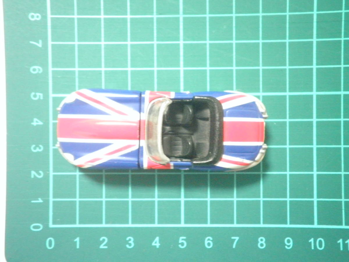 即決 ジャガー Eタイプ ユニオンジャック イギリス国旗 オースティン・パワーズ ジョニーライトニング ミニカー Jaguar E-TYPEの画像9