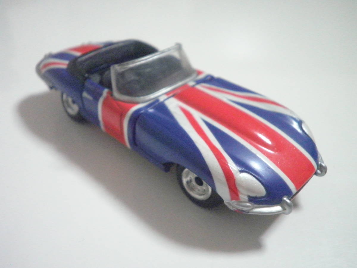 即決 ジャガー Eタイプ ユニオンジャック イギリス国旗 オースティン・パワーズ ジョニーライトニング ミニカー Jaguar E-TYPEの画像1