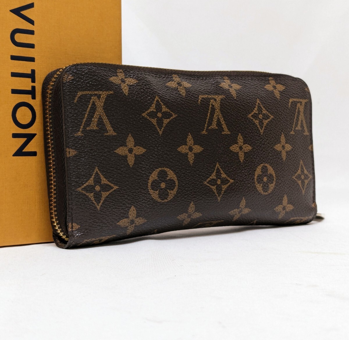 【美品】LOUISVUITTON　ルイ・ヴィトン　長財布　モノグラム　ジッピーウォレット_画像2