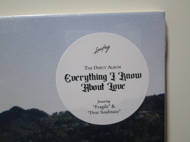 sealed 未開封 EU-original Everything I Know About Love [Analog] Laufey アナログレコード vinyl_画像2