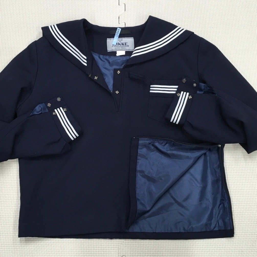 A557/(中古)広島・兵庫方面 女子制服3点 /校名不明/13号/W70/セーラー/スカート/スカーフ/白3本/冬服/紺/学生服/中学校/高校/女子学生_画像5