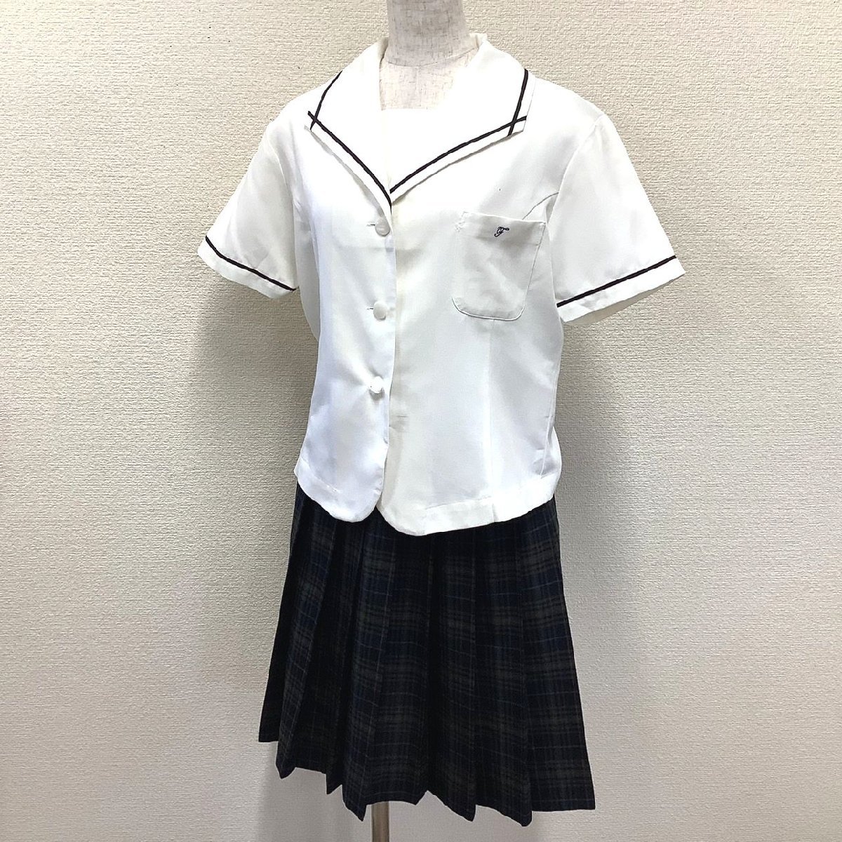 I453/Y(中古)福島県 船引高校 女子制服2点 /M/W66/丈57/セーラー風/オーバーブラウス/夏スカート/TOMBOW VARSITYMATE/夏服/夏用/学生服_画像1