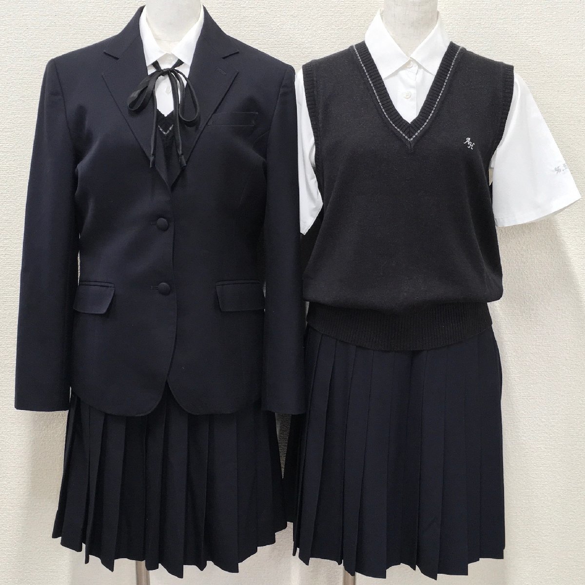 A547/T(中古)埼玉県 上尾高校 女子制服8点 /165A/M/L/W63/ブレザー/セーター/ベスト/ブラウス/スカート/紐リボン/濃紺/卒業生品