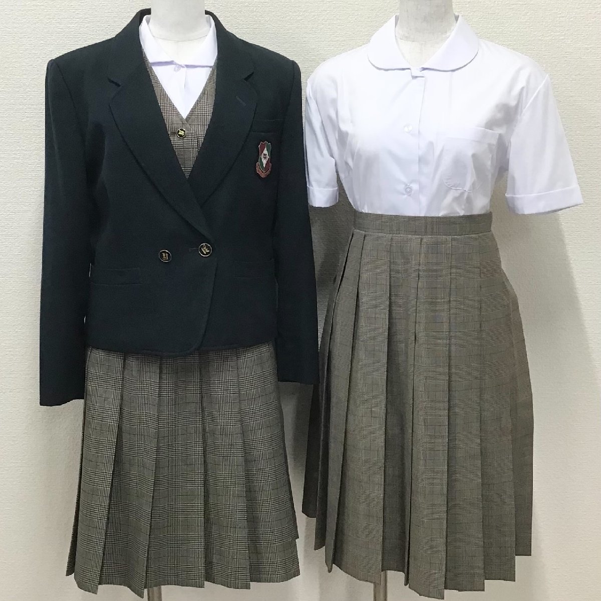 O528/T907(中古)栃木県 宇都宮市立陽西中学校 女子制服6点 /165A O528/T907(中古)栃木県 宇都宮市立陽西中学校 女子制服6点 /165A