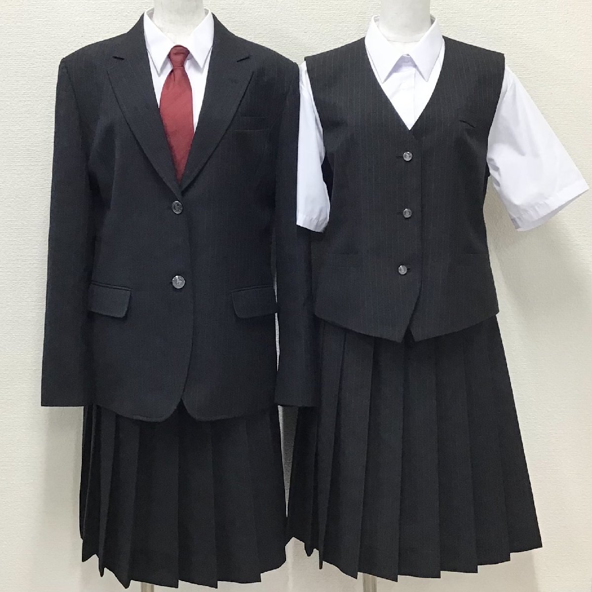 OS569 (中古)埼玉県 越ヶ谷高校 6点セット/校章付/165A/W66 OS569 (中古)埼玉県 越ヶ谷高校 6点セット/校章付/165A/W66