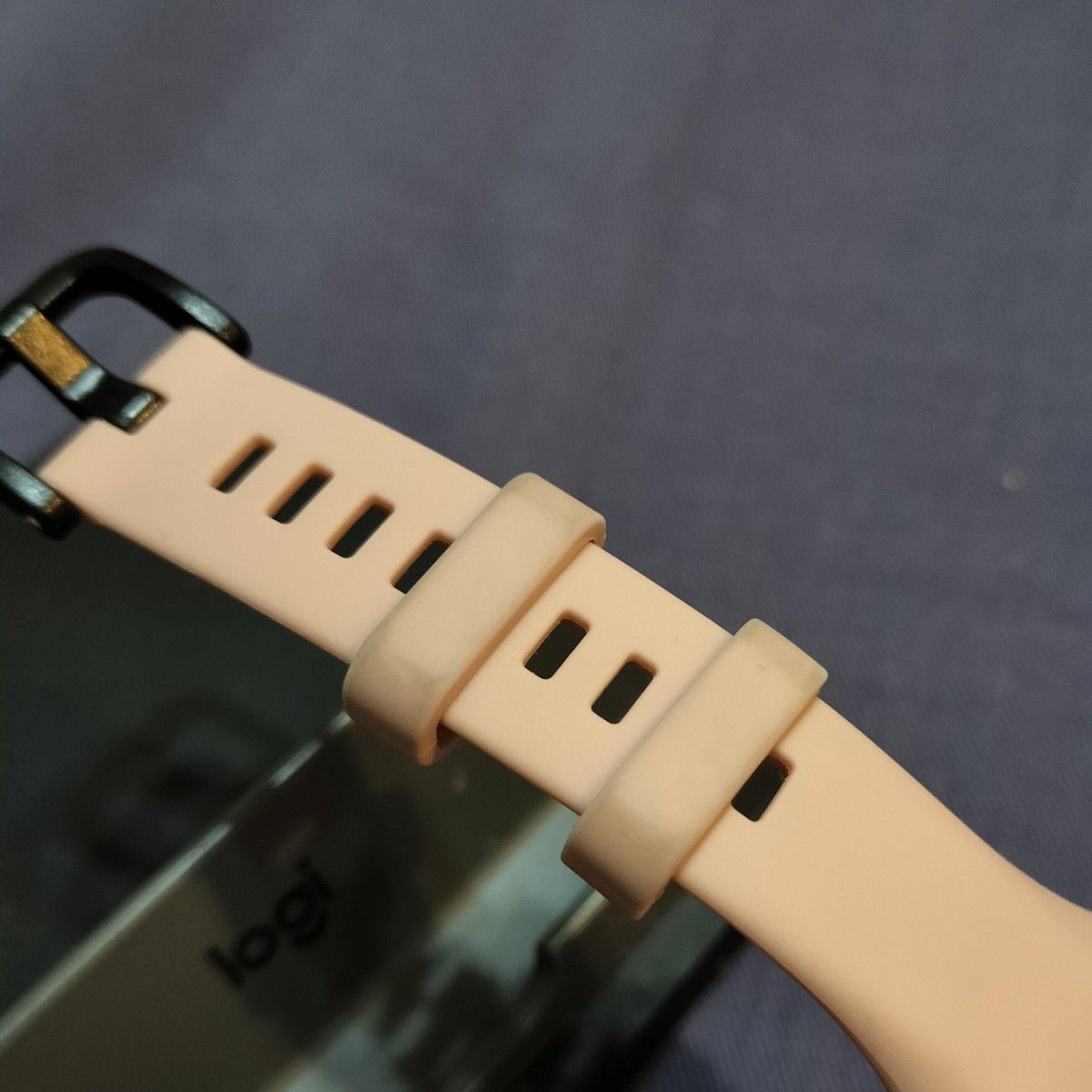 HUAWEI Band 6 スマートウォッチ本体　＆　ピンクのベルト