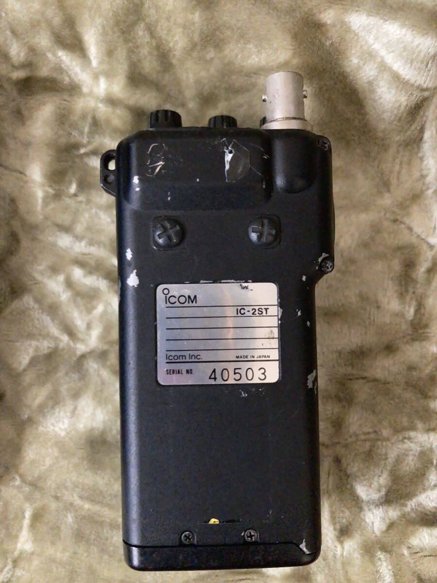 ICOM IC-2ST 144MHz FMハンディアマチュア無線機 _画像3