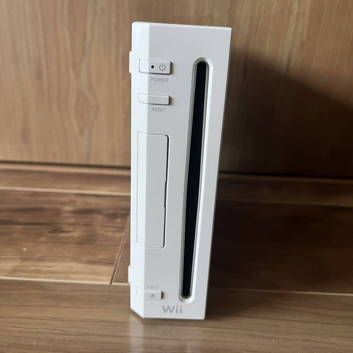 おまけ付き Nintendo Wii RVL-S-WD 本体 任天堂 ヌンチャク リモコン ホワイト リモコン ニンテンドー