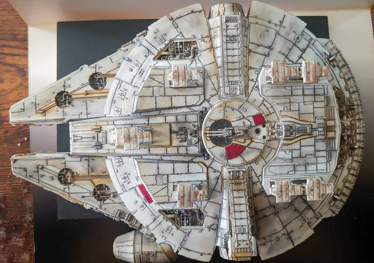 * Bandai final product 1/144 millenium Falcon force. .. plus f-toys X wing Y wing 