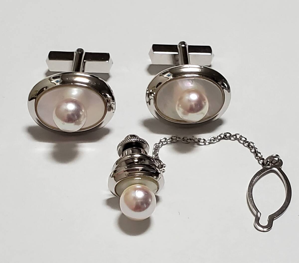 超レア シェル 真珠 シルバー刻印あり カフスボタン＆タイピン セット  メンズ  17,7ｇ 美品の画像1