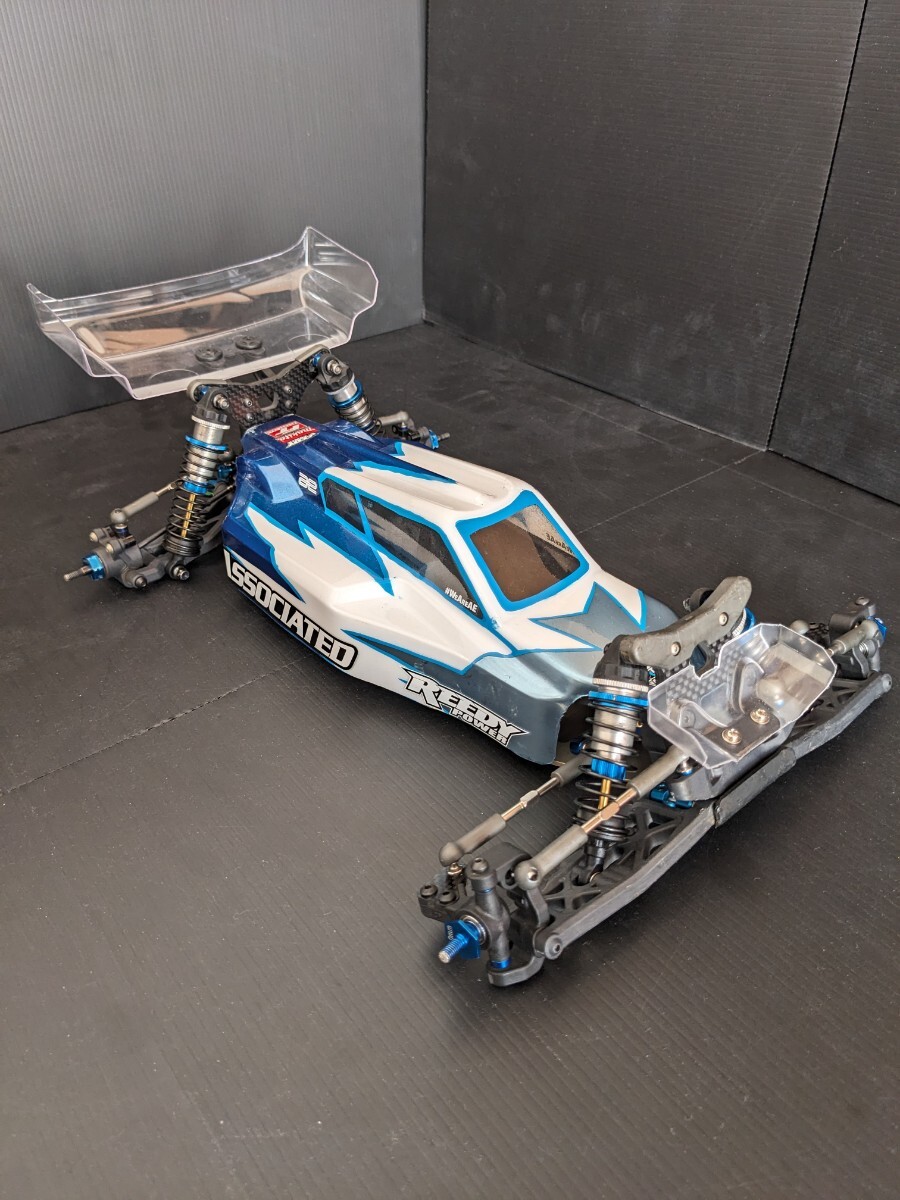 ASSOCIATED RC10 B6.3D TEAMKIT アソシ　アソシエイテッド_画像3