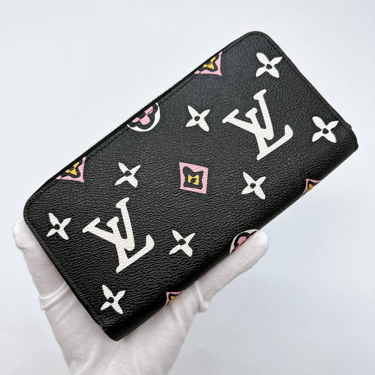 LOUIS VUITTON ルイヴィトン M80683 モノグラム ワイルドアットハート ジッピーウォレット 長財布 レディース ブランド 美品 お買い得_画像2