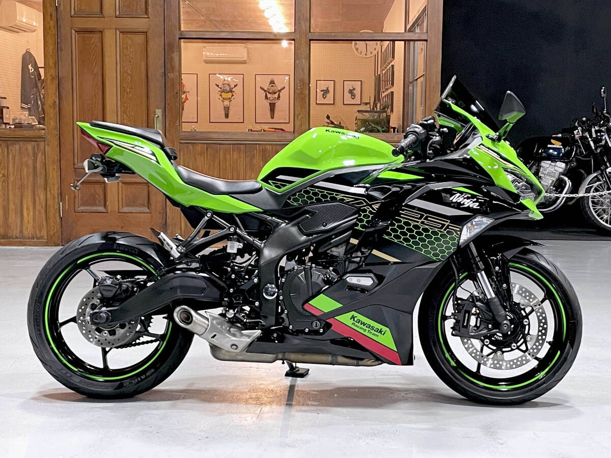 ★厳選特価★ ZX-25R SE 2021モデル ★動画★ クイックシフター/パワーモード切替/トラコン/ABS/AELLA製バックステップ装備 4534の画像1